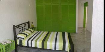 Orquideas Hostel Канкун Екстериор снимка